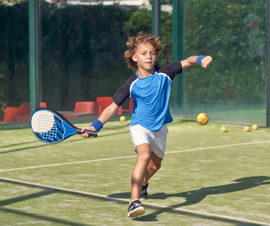 Padel Feedback: What to Say (and When) to Improve Faster